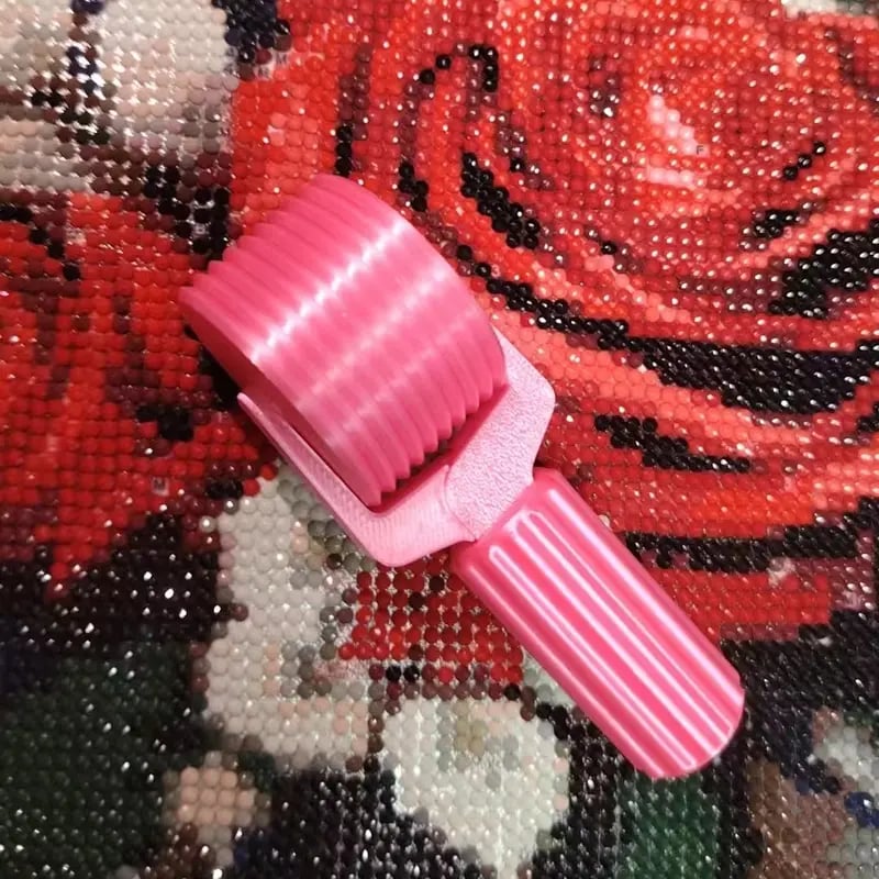 🎁Last Day Only 49% Off💎✨New 3D Printed Diamond Painting Roller Tool
