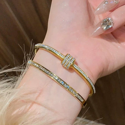 5-Piece Elegant Stainless Steel Bracelet Set,  Fashionable Classic Design