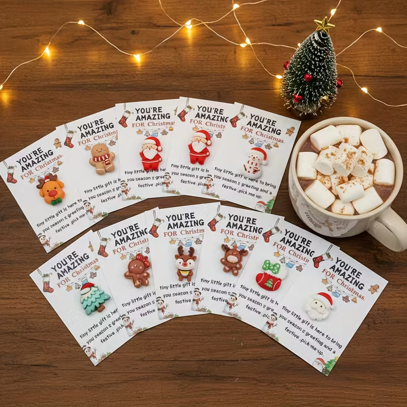 🎅Mini Christmas Hug Cards with Resin Charms🎄- Festive Encouragement Cards with Santa, Stocking, Gingerbread, Snowman, Reindeer