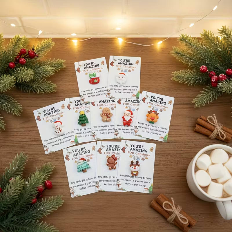 🎅Mini Christmas Hug Cards with Resin Charms🎄- Festive Encouragement Cards with Santa, Stocking, Gingerbread, Snowman, Reindeer