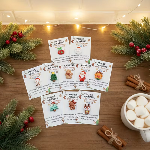 🎅Mini Christmas Hug Cards with Resin Charms🎄- Festive Encouragement Cards with Santa, Stocking, Gingerbread, Snowman, Reindeer